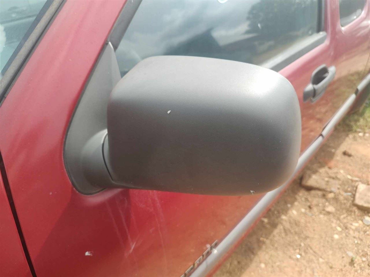SUBURBN15 2006 Glove Box 18763