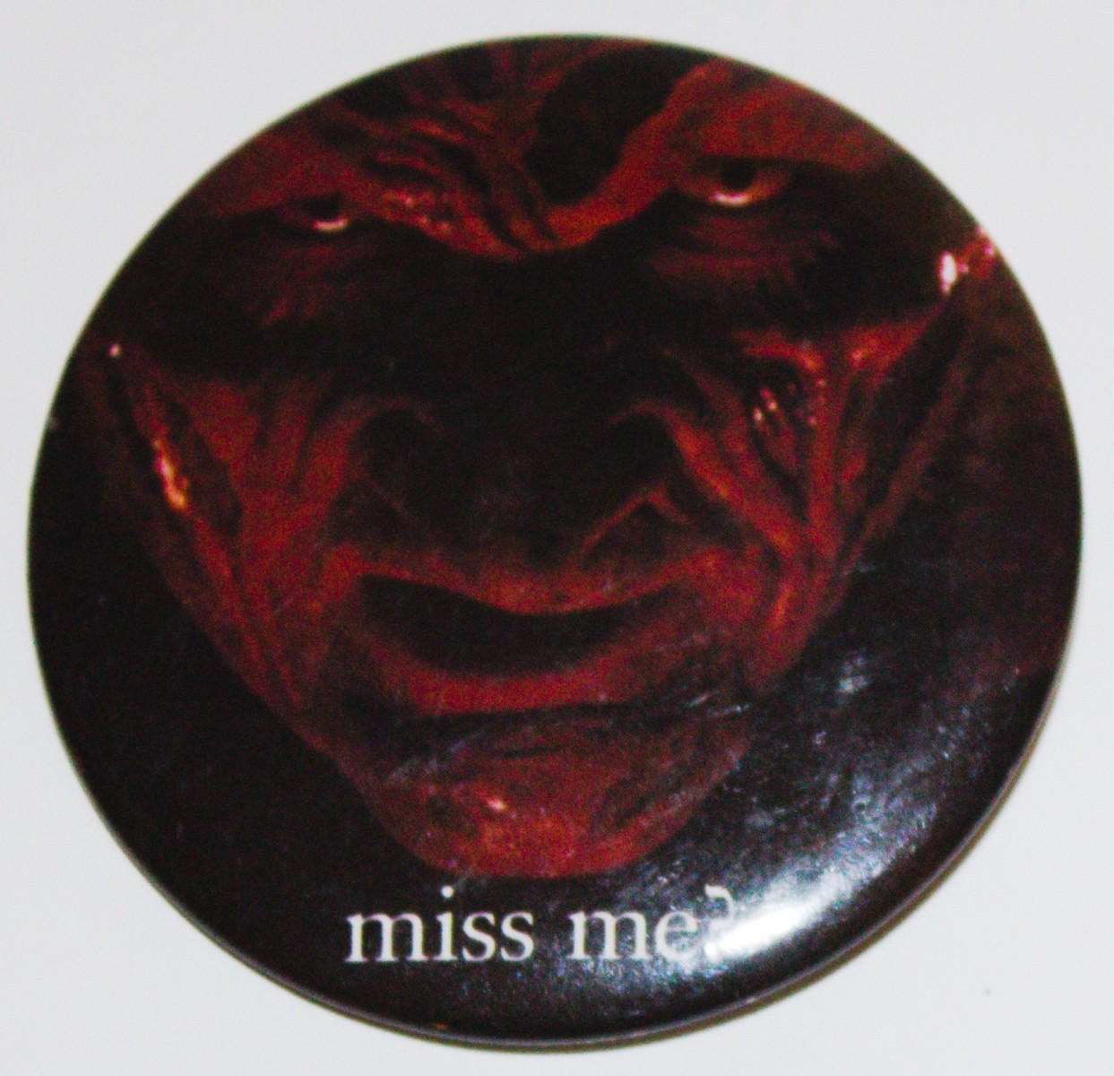 Wes Craven's New Nightmare Movie Miss Me? Promo Pinback Button 1994 Elm Street