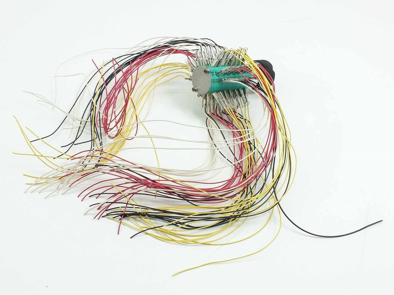 Electroswitch 205 9722 0118 001 3-Position 3-Pole 16-Deck Rotary Selector Switch