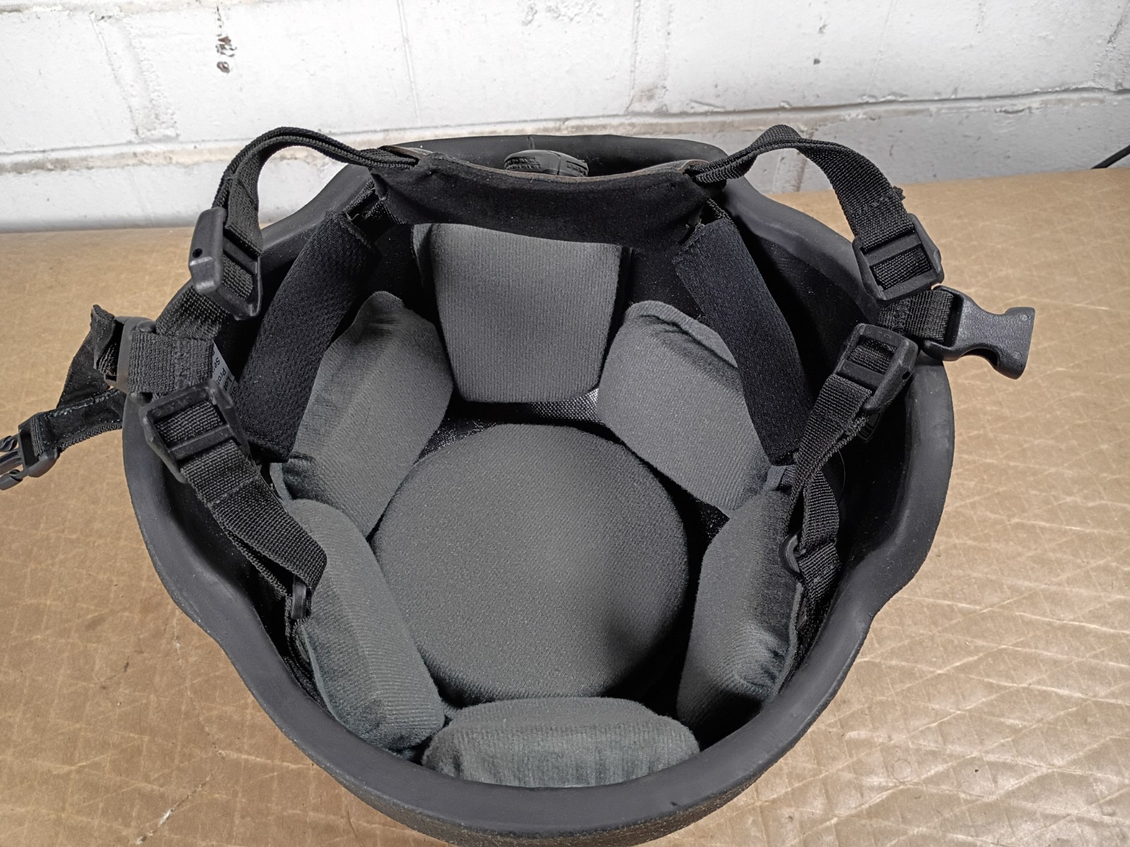 Paraclete MICH Mid-Cut IIIA Helmet Size Medium