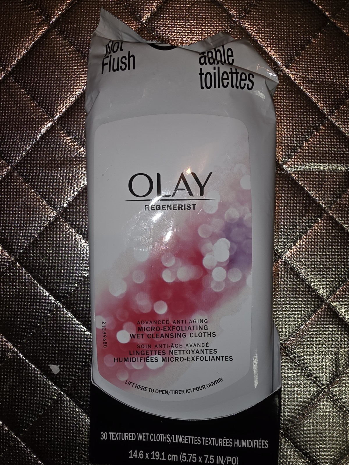 Olay Regenerist Advanced Anti-Aging Wet Cleansing Cloths (Pack of 30)