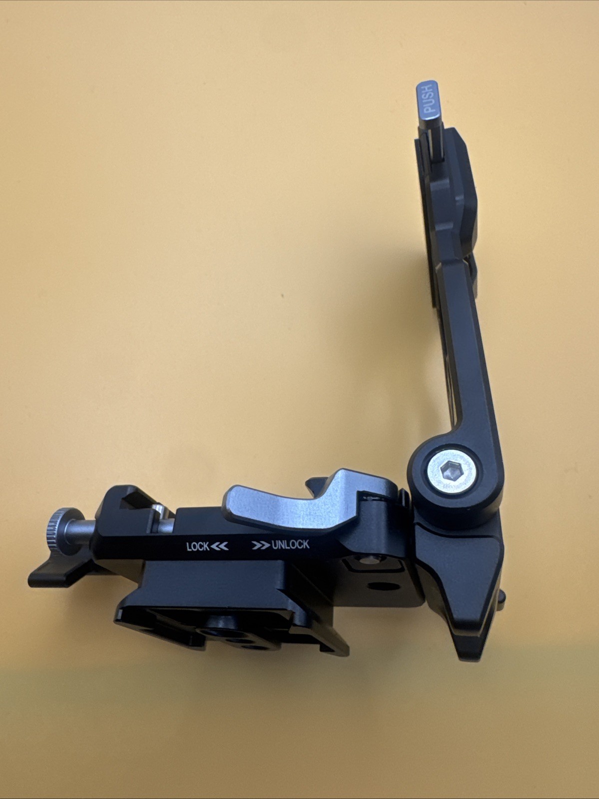 NEEWER Camera Mount Plate with Vertical Bracket PS015 Pro Open Box New