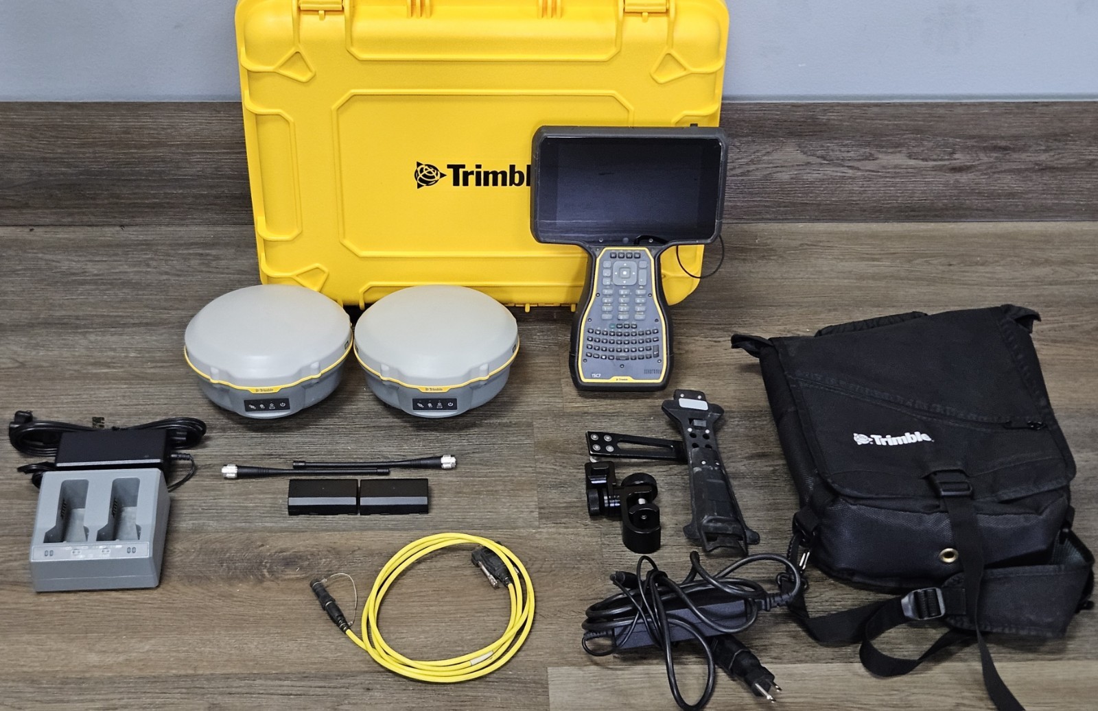 Trimble Dual R8S GPS GNSS Beidou Galileo RTK Base & Rover Setup TSC7 Access