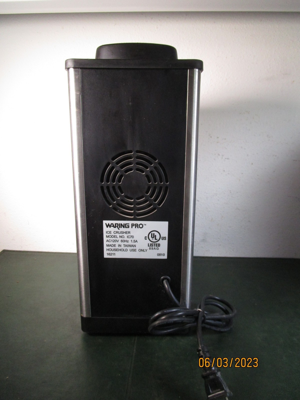 Waring Pro Ice Crusher Model IC70