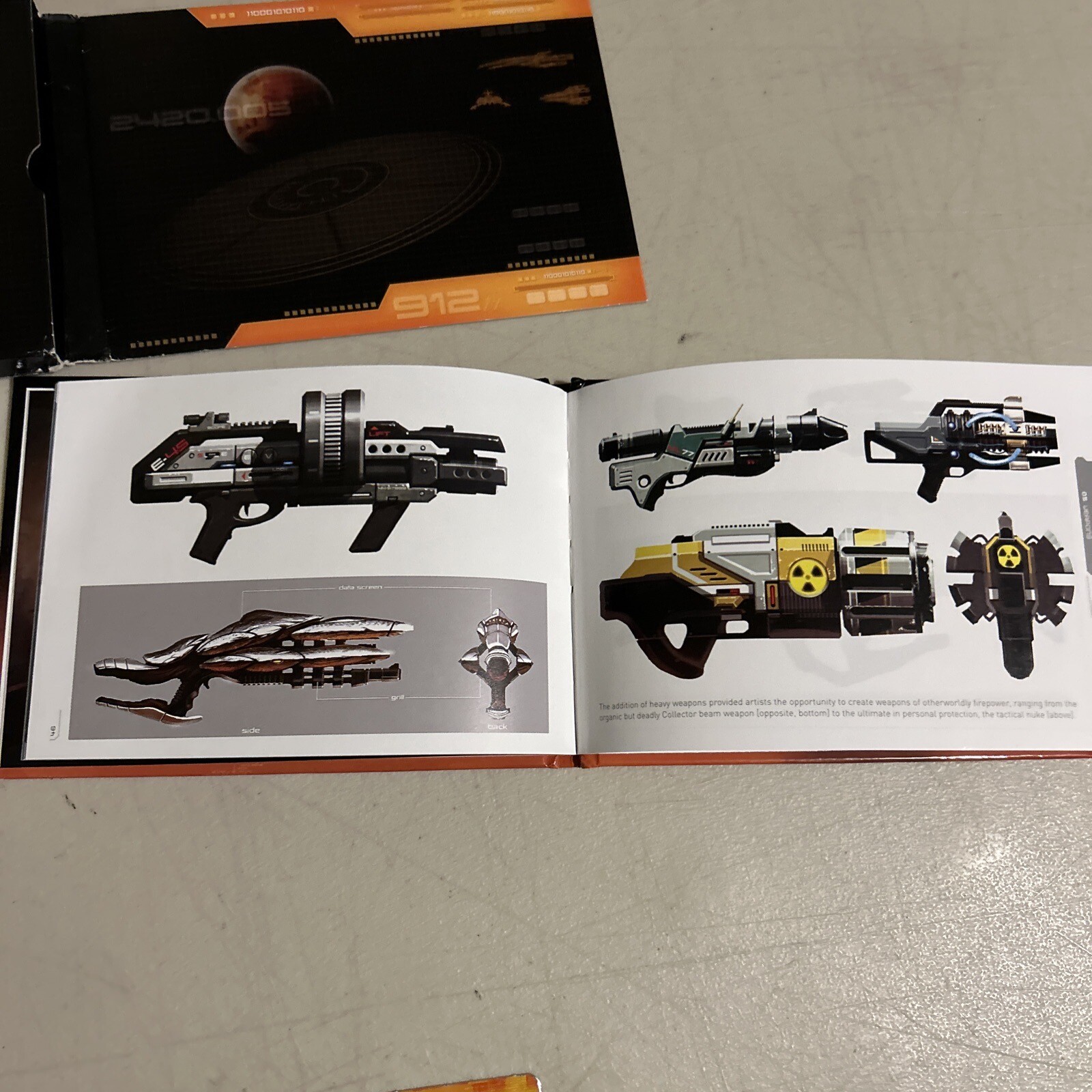 Mass Effect 2 Collector's Edition Art Book Comic More