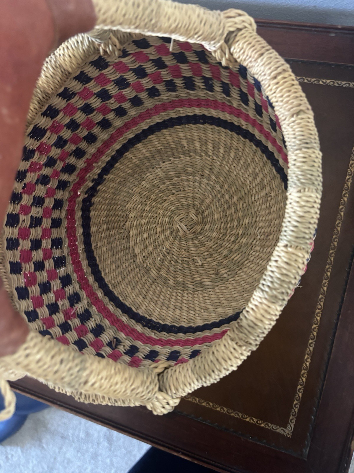 Handmade Wicker Basket with Leather Handle, Multicolor Round Indoor Décor