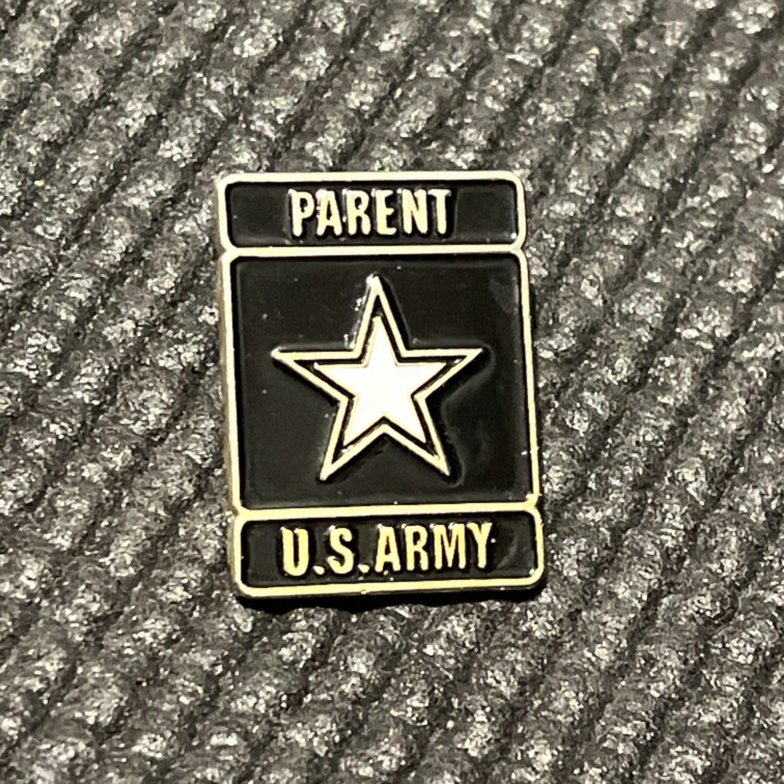 US Army Parent lapel pin 5942
