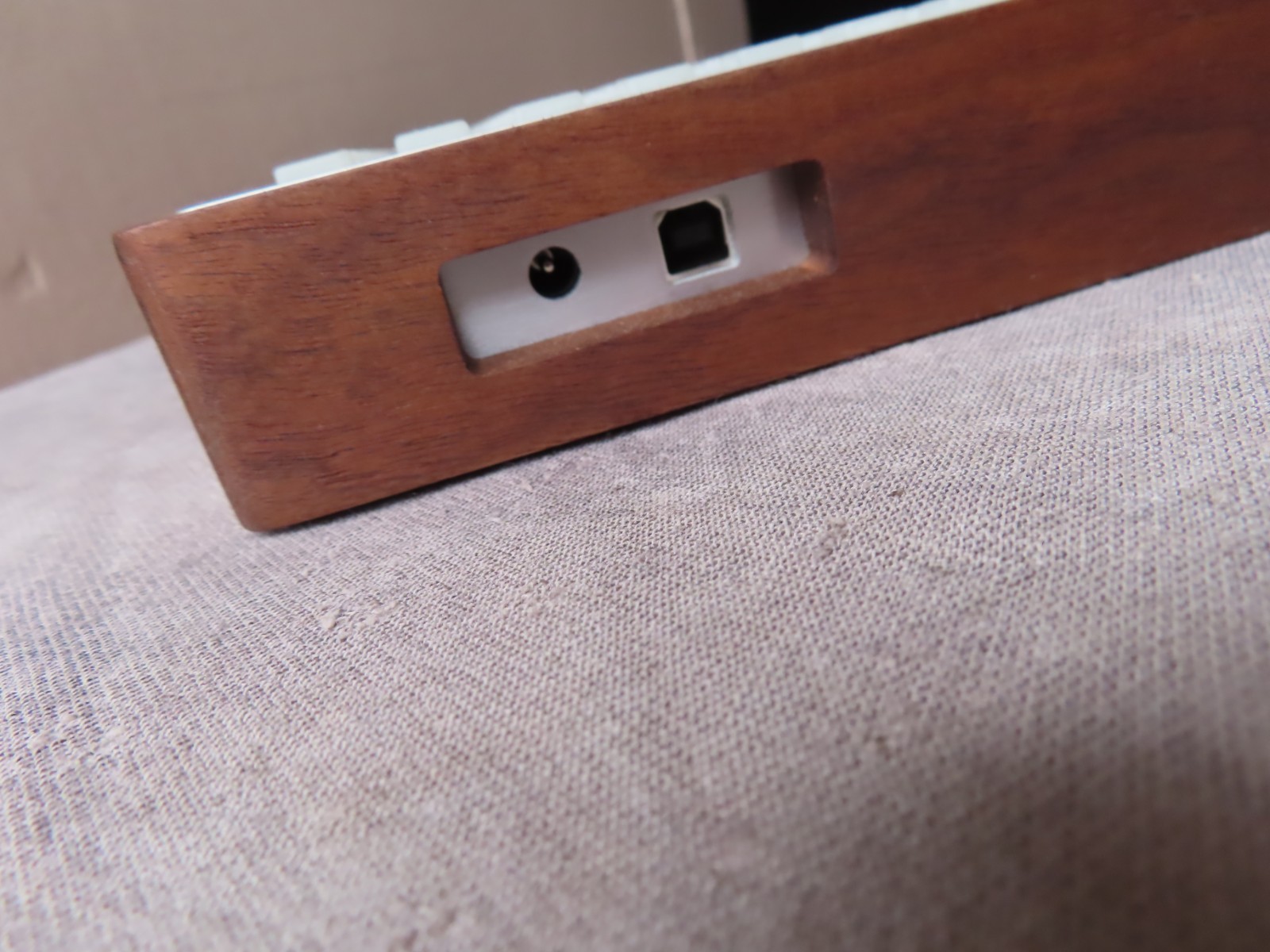 MONOME 256 FIRST EDITION 2007 2010 WALNUT MINT in BOX!