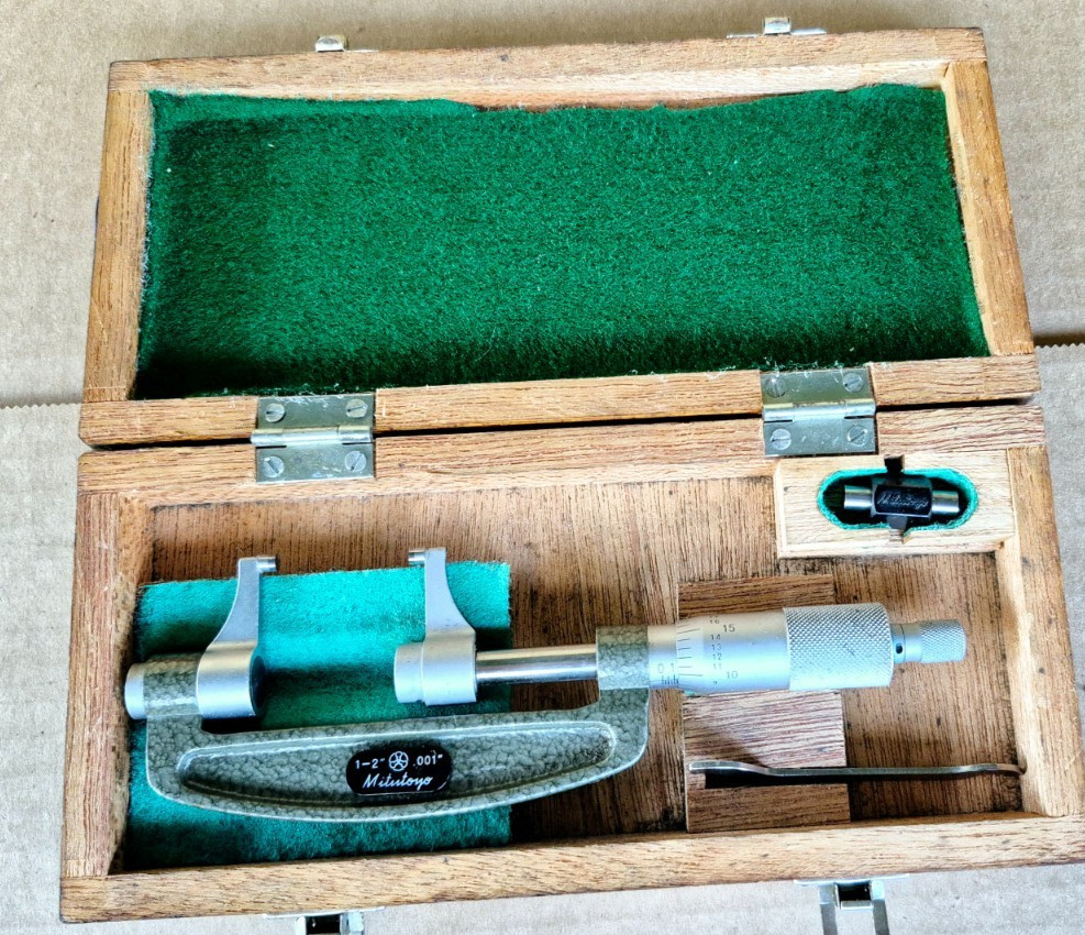 Mitutoyo 143-122 Caliper Type Micrometer 1-2″ .001"