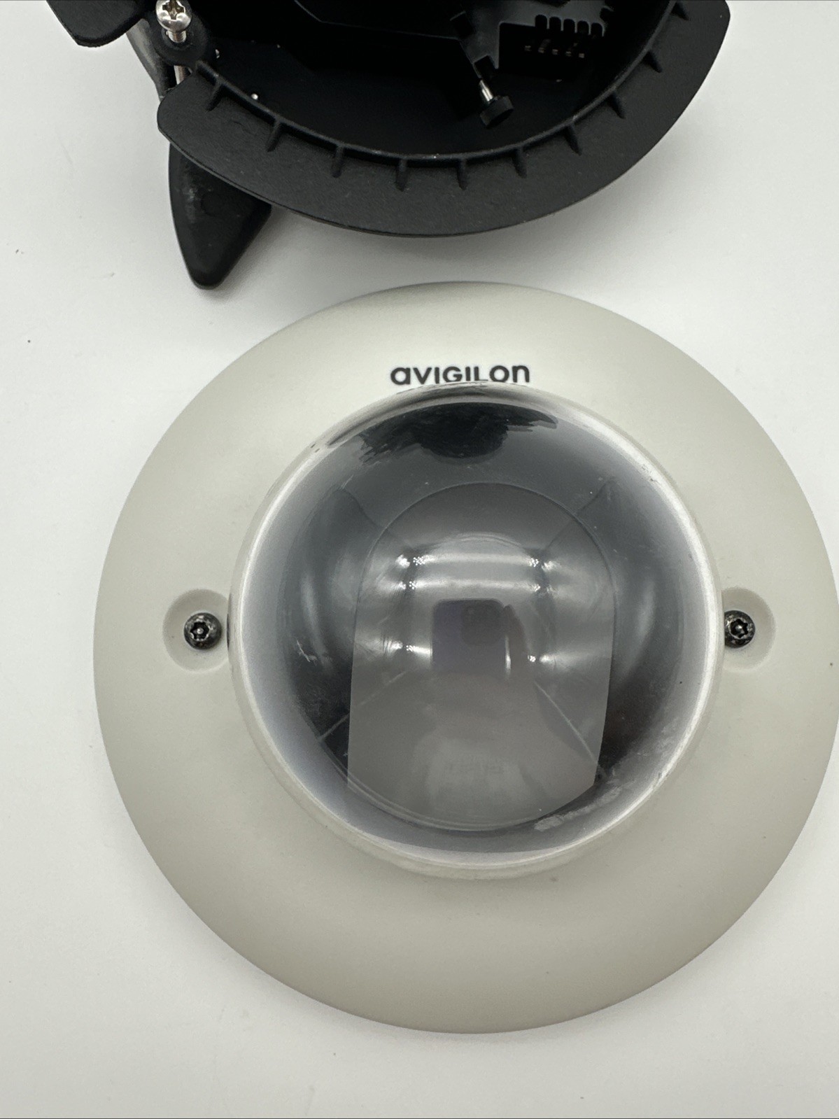 Avigilon 1.0-H3-DC1 Dome Camera 320-0176A