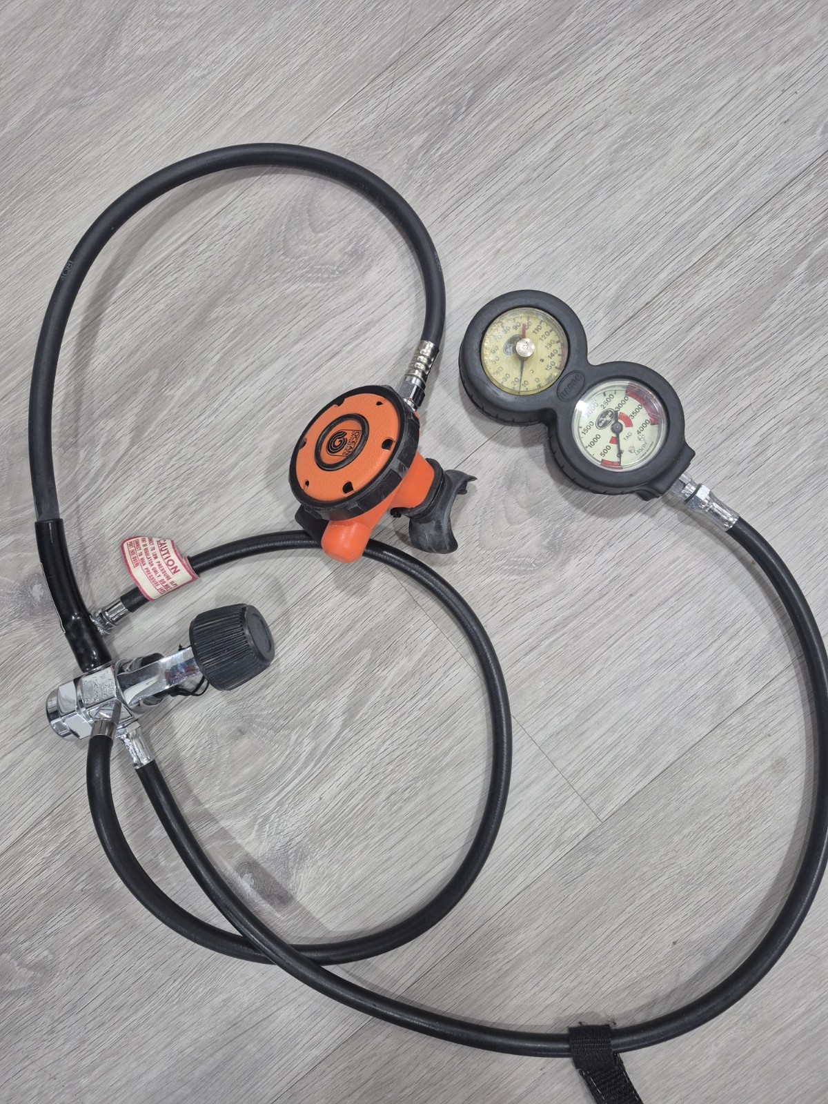 Oceanic Dynamics Scuba Diving Regulator Delta 1st Stage & Octopus With  Gauges