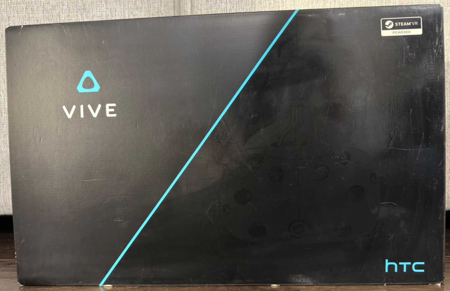 Original HTC Vive Virtual Reality Headset (99HAHZ024-00)