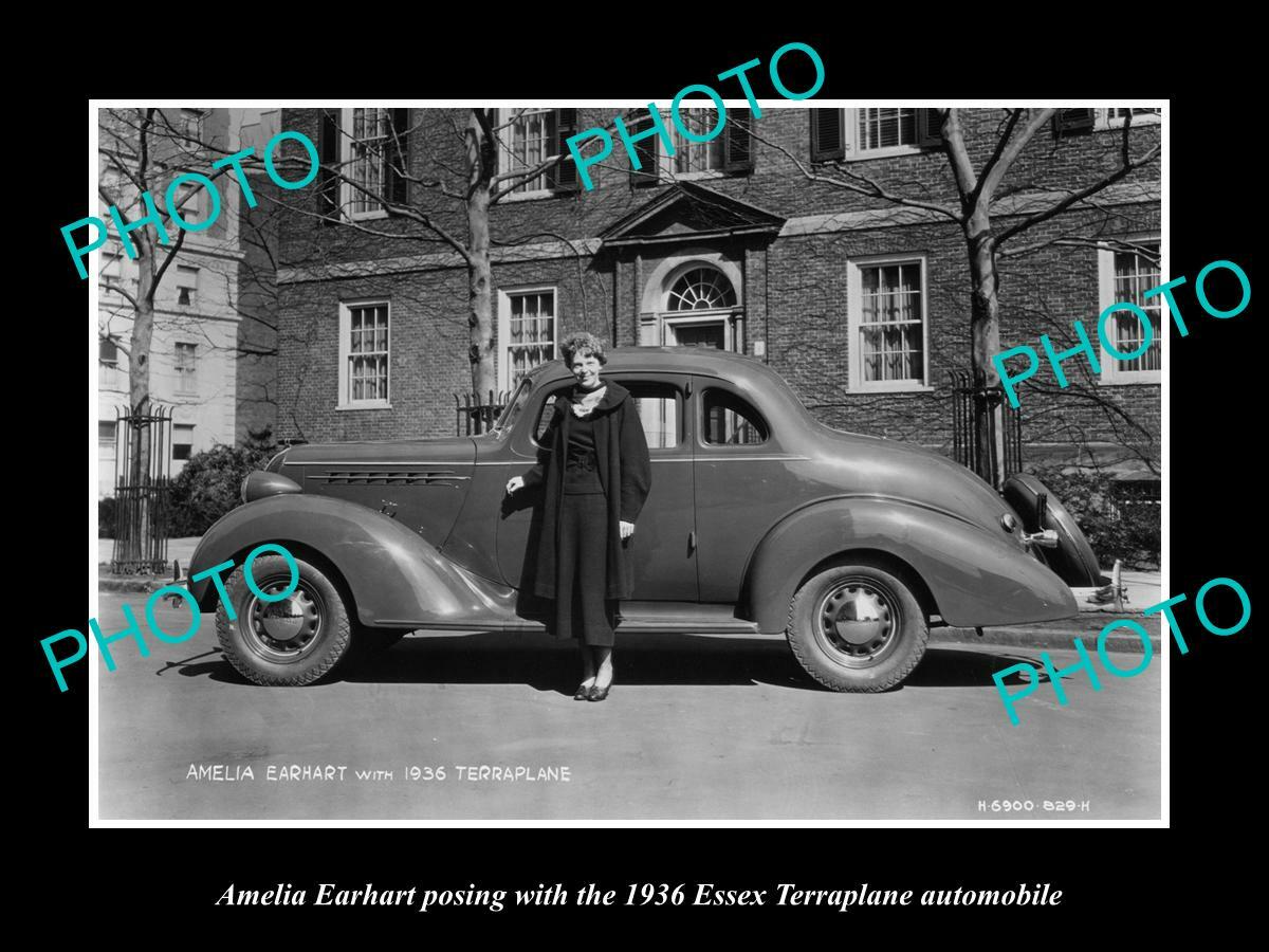 OLD POSTCARD SIZE PHOTO OF AMELIA EARHART AT THE ESSEX TERRAPLANE LAUNCH 1936