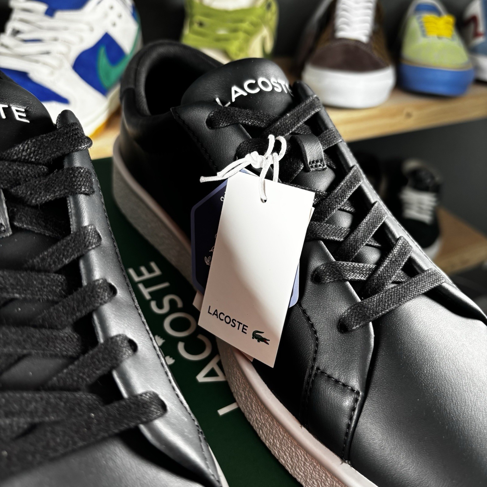 Sz 10 Lacoste Courtderby Leather Sneakers Mens Black White 749CMA0043312 NEW