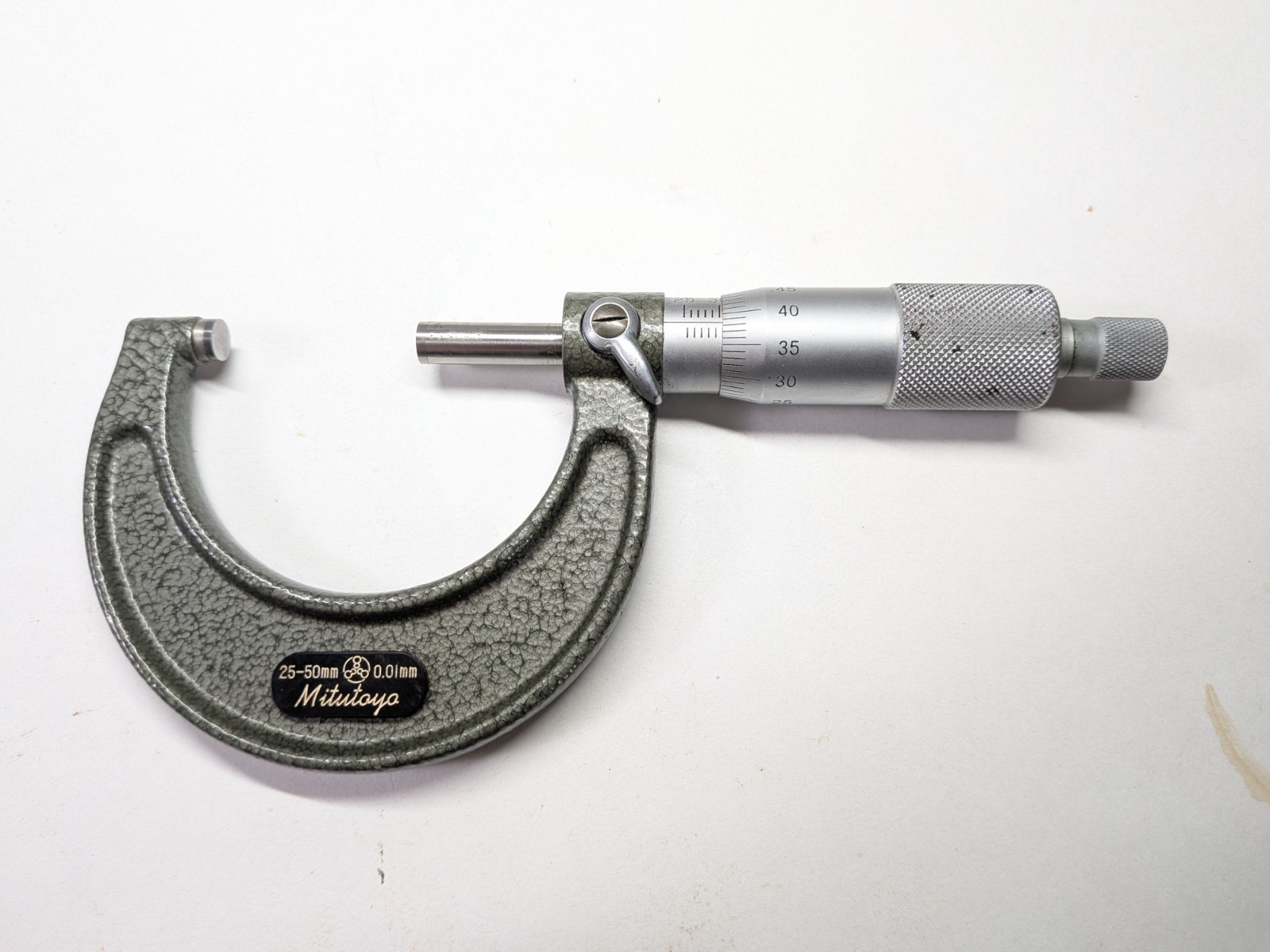 Mitutoyo Metric 25-50 mm Outside Micrometer w/Ratchet Thimble Made In Japan