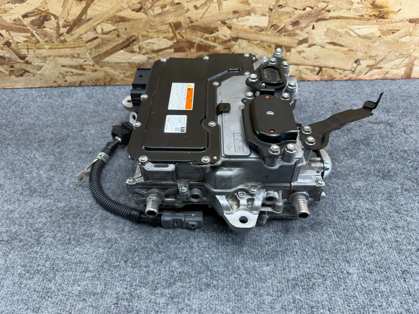 TOYOTA TUNDRA 22-25 HYBRID INVERTER CONVERTER HV MOTOR CONTROL G92A0-34011 OEM