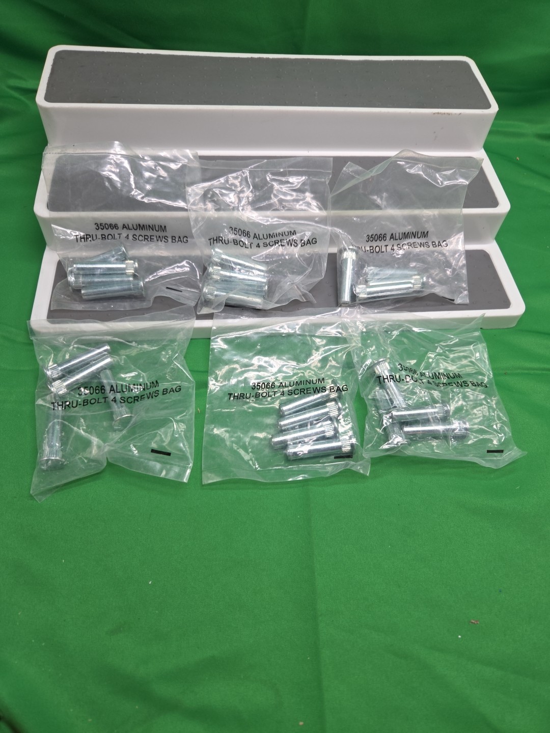 LCN ALUMINUM 35066 THRU-BOLT 4 SCREW BAG SET