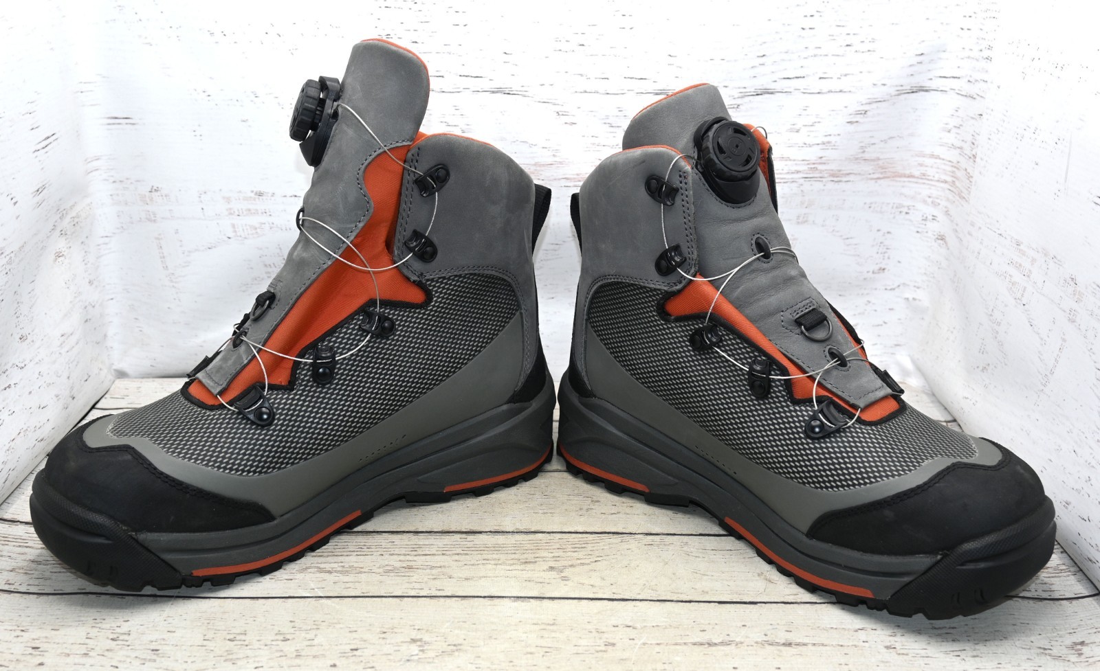 Simms Men's Guide BOA Wading Boots Vibram Sole, Mens US Size 10 Never Worn