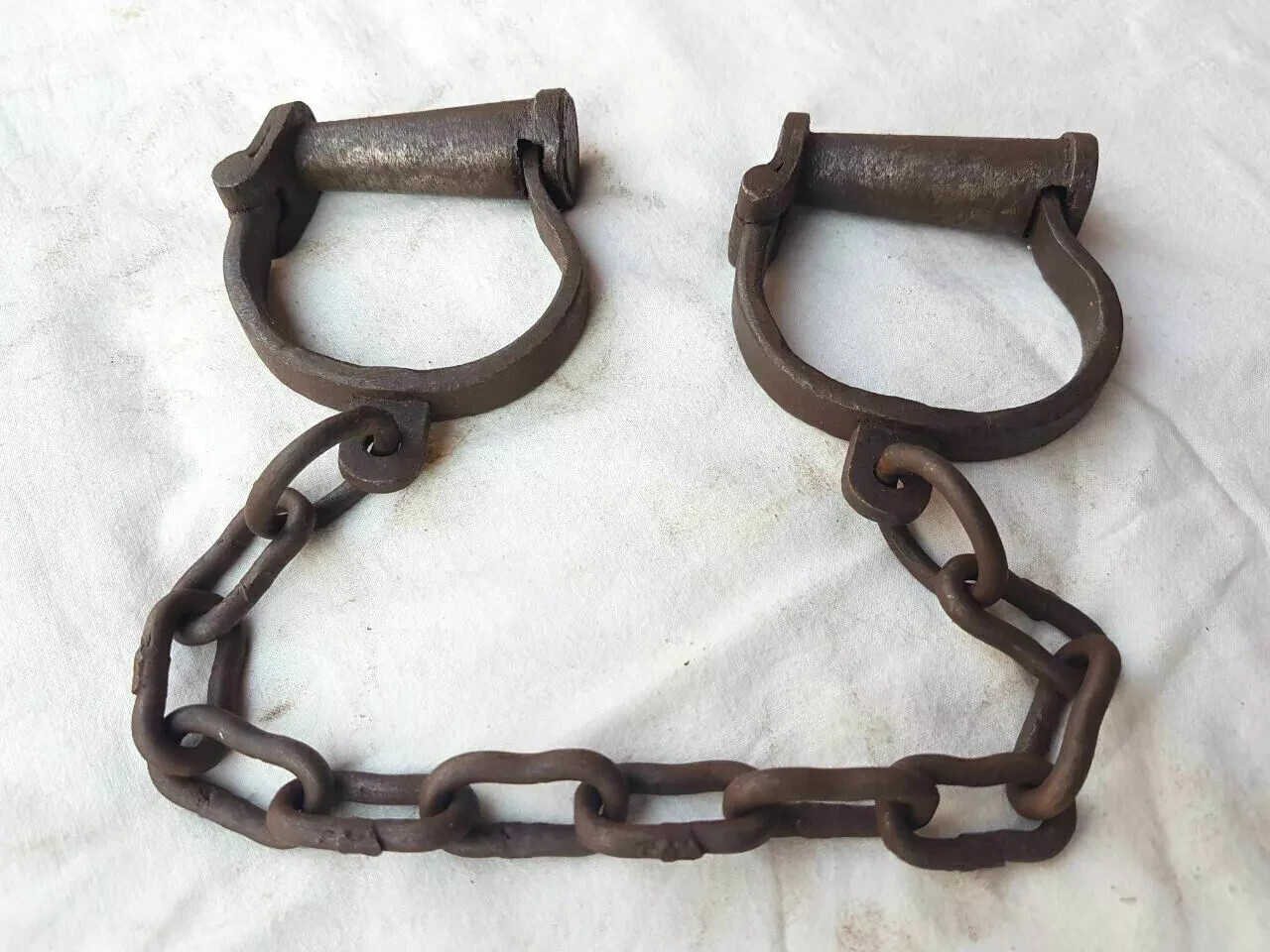 12 Inch Hand cuffs Iron shackles Hand cuff with chain Old world Antique