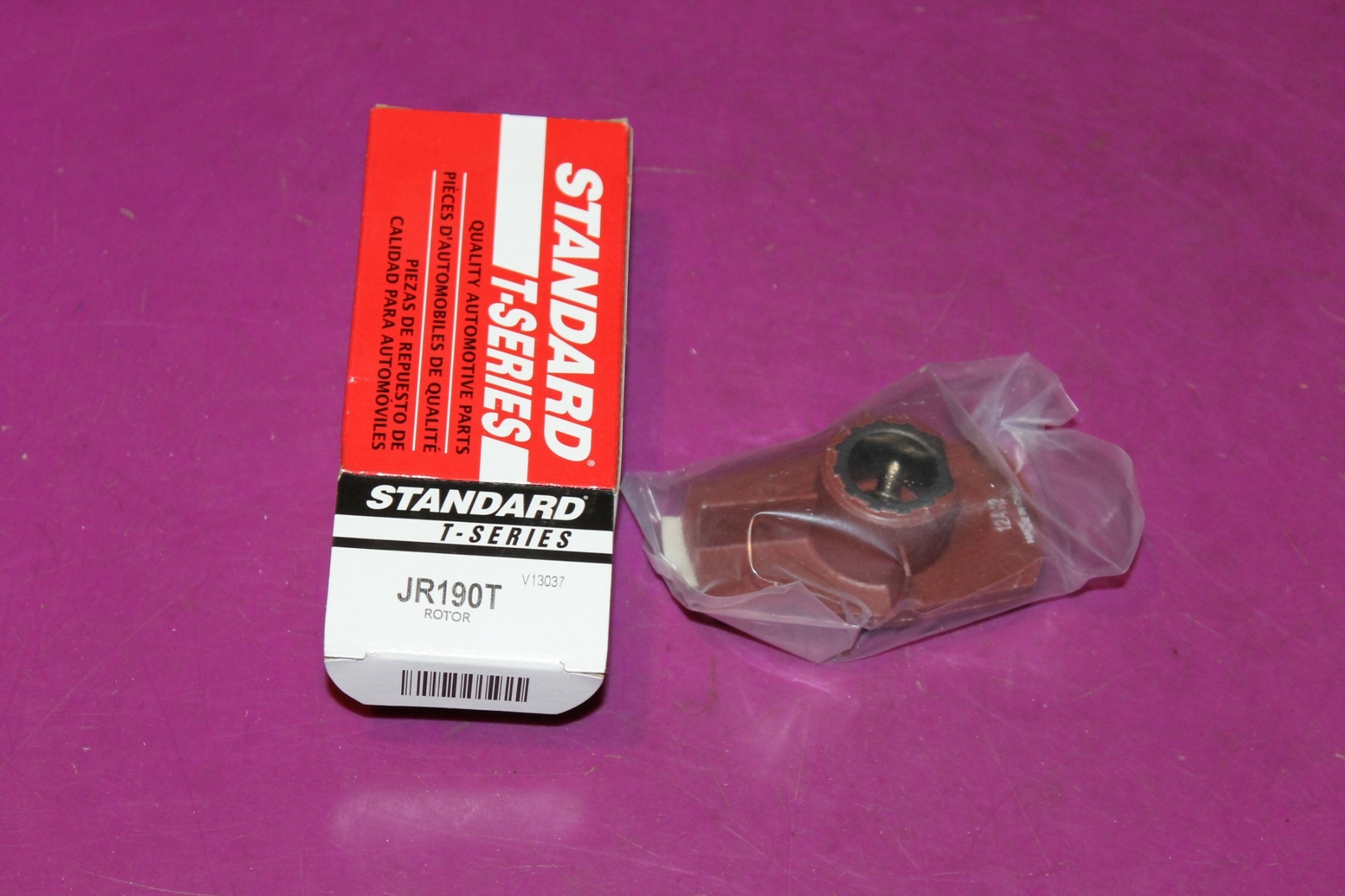 Standard Motor Products Distributor Rotor. Part JR190T. See pic.