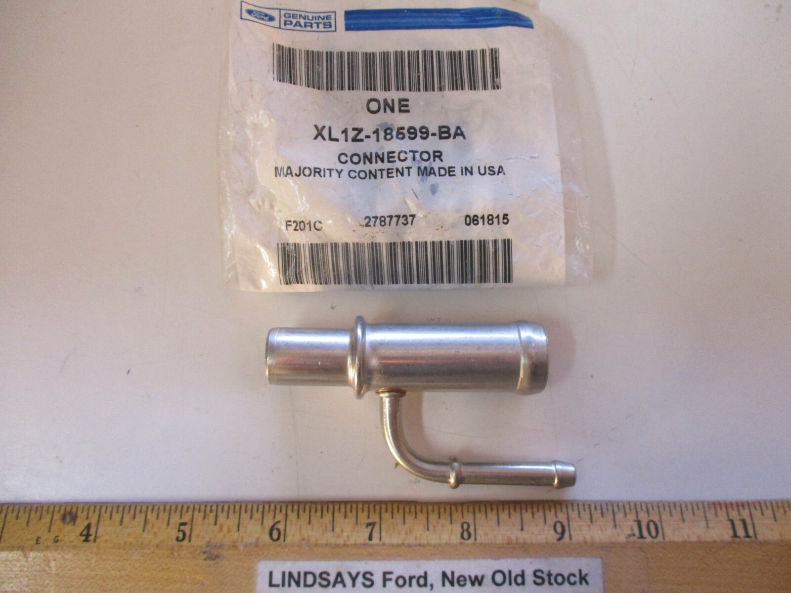 NEW OEM FORD 1999/2004 F-E250/550 TRUCK & VAN "CONNECTOR" INLET, XL1Z-18599-BA