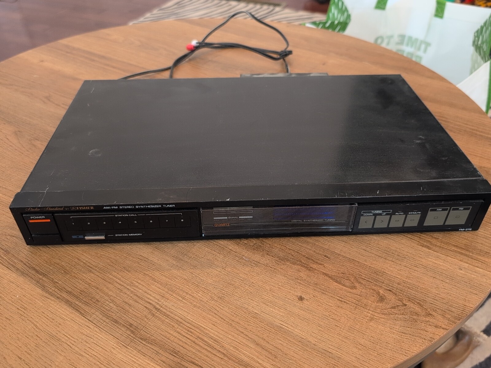 Vintage Fisher Studio Standard AM/FM Stereo Synthesizer Tuner FM-272