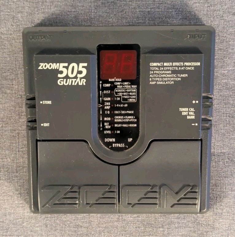 Zoom 505 Compact Multi-Effects Guitar Pedal with Amp Simulator & Tuner UNTESTED