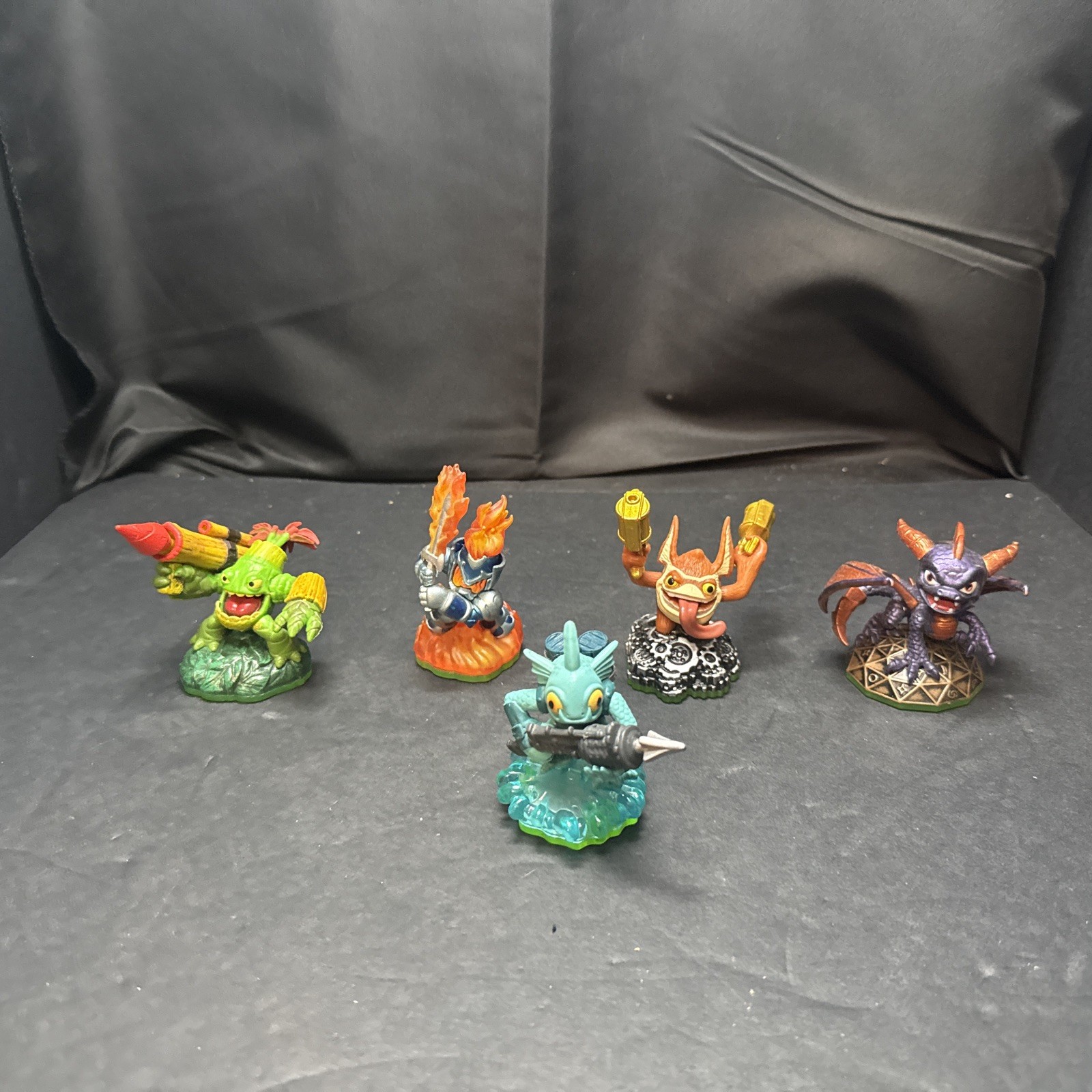 Skylanders Lot Spyro’s Adventure 5 Figures….TESTED AND WORK