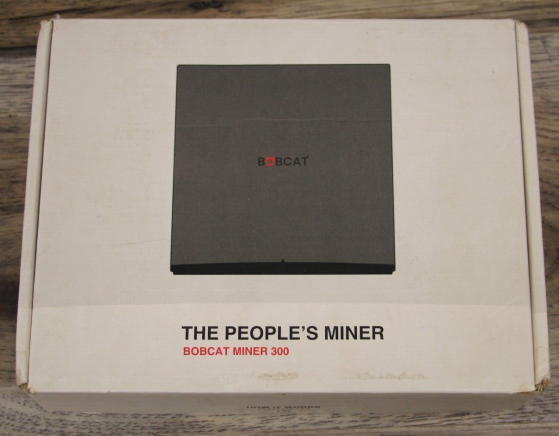 Bobcat Miner 300 64GB eMMC Helium Hotspot - Dark Gray (US915) FOR PARTS/REPAIR
