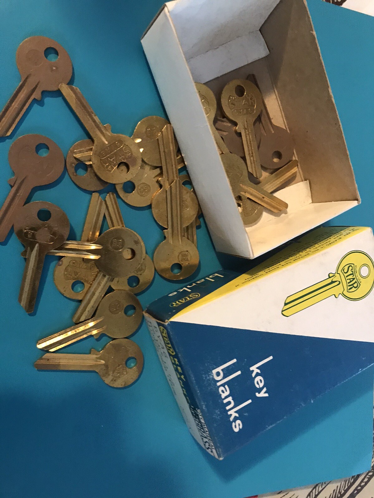 Star 5YA6  Key Blanks, Set of 23 - Locksmith     for Yale                   [Z]