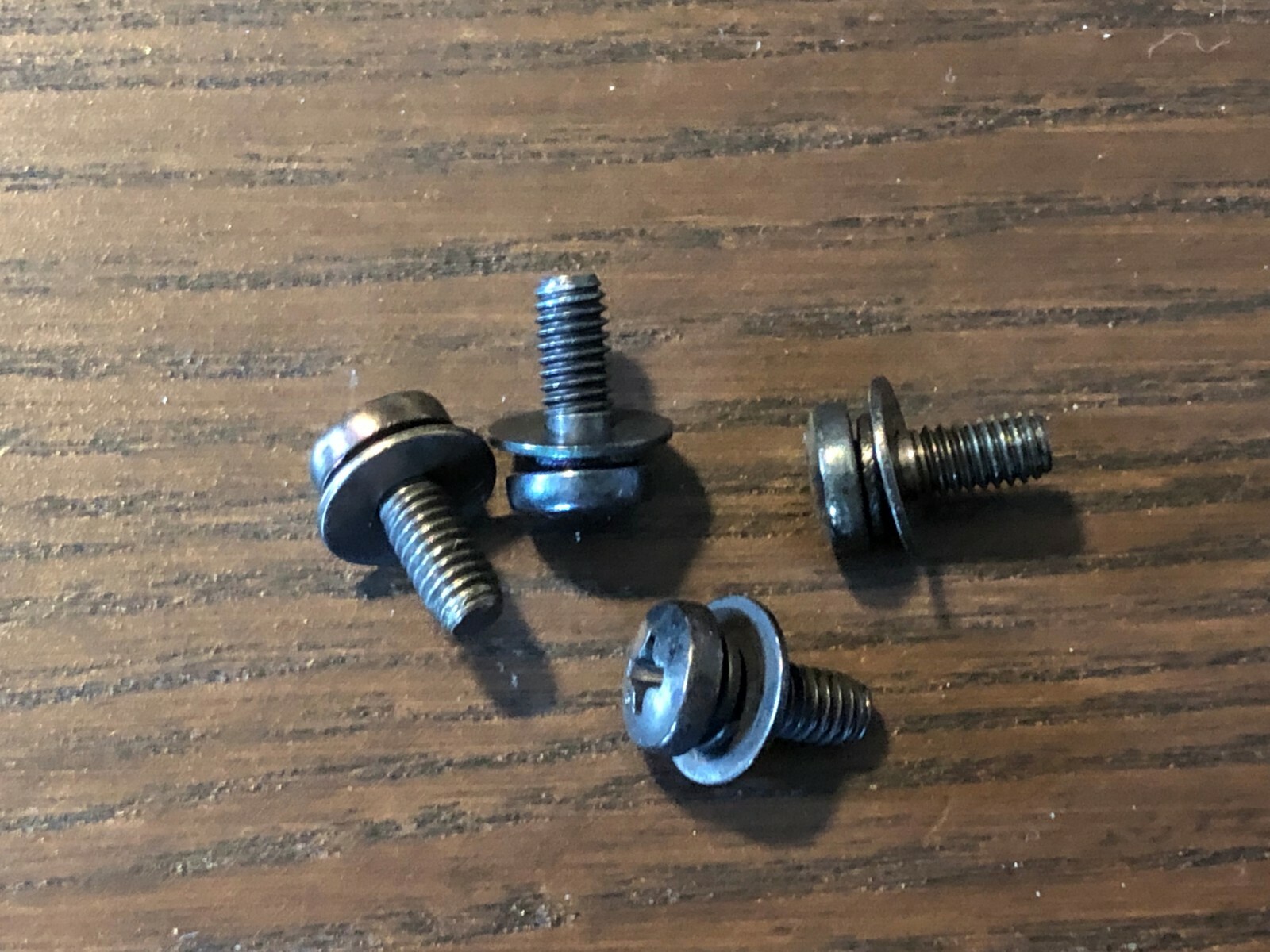 4 New Sansui Top Case Cover Screws for 221 331 441 551 661 771 881