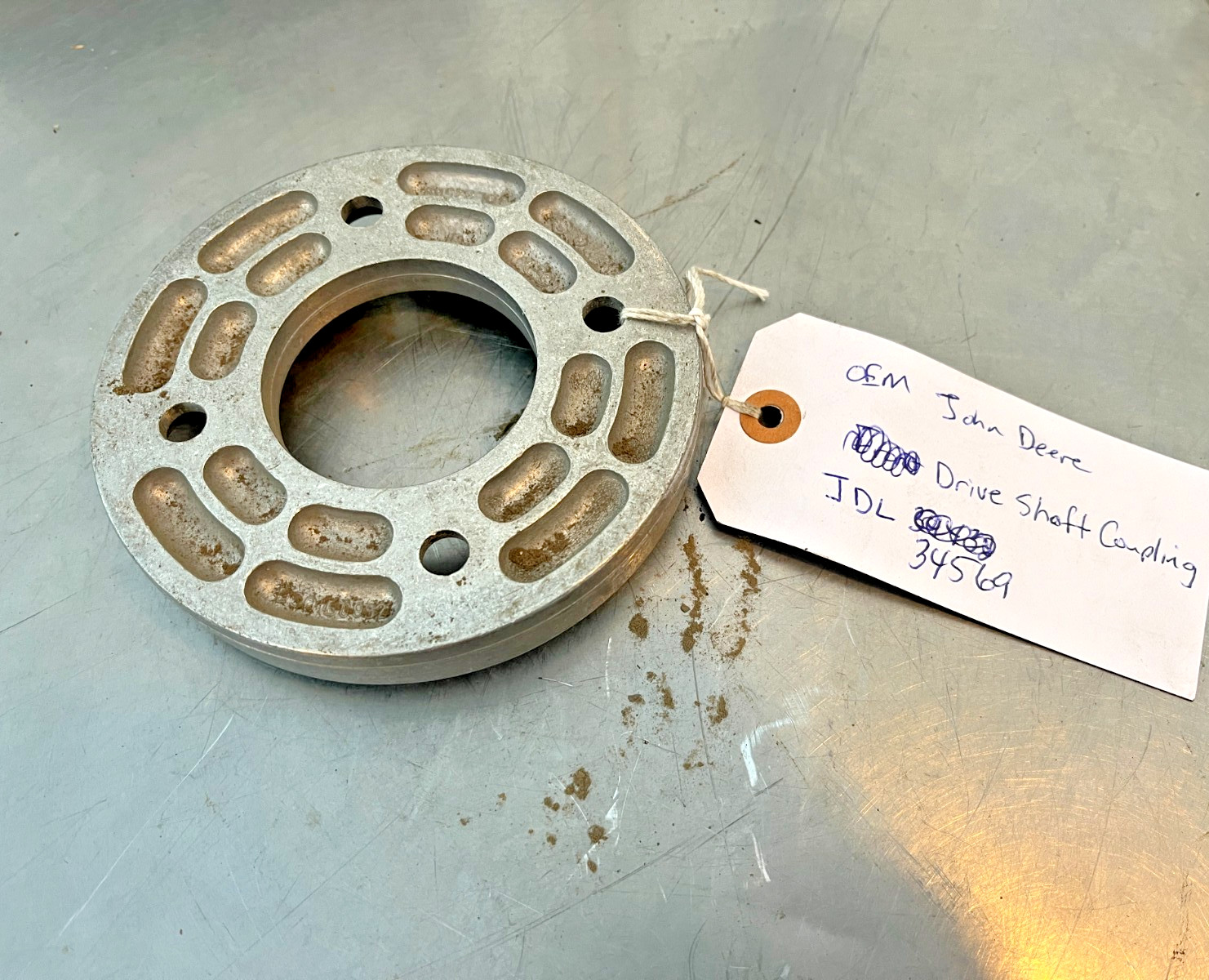 JDL34569 OEM John Deere Pump Drive COUPLER L34569