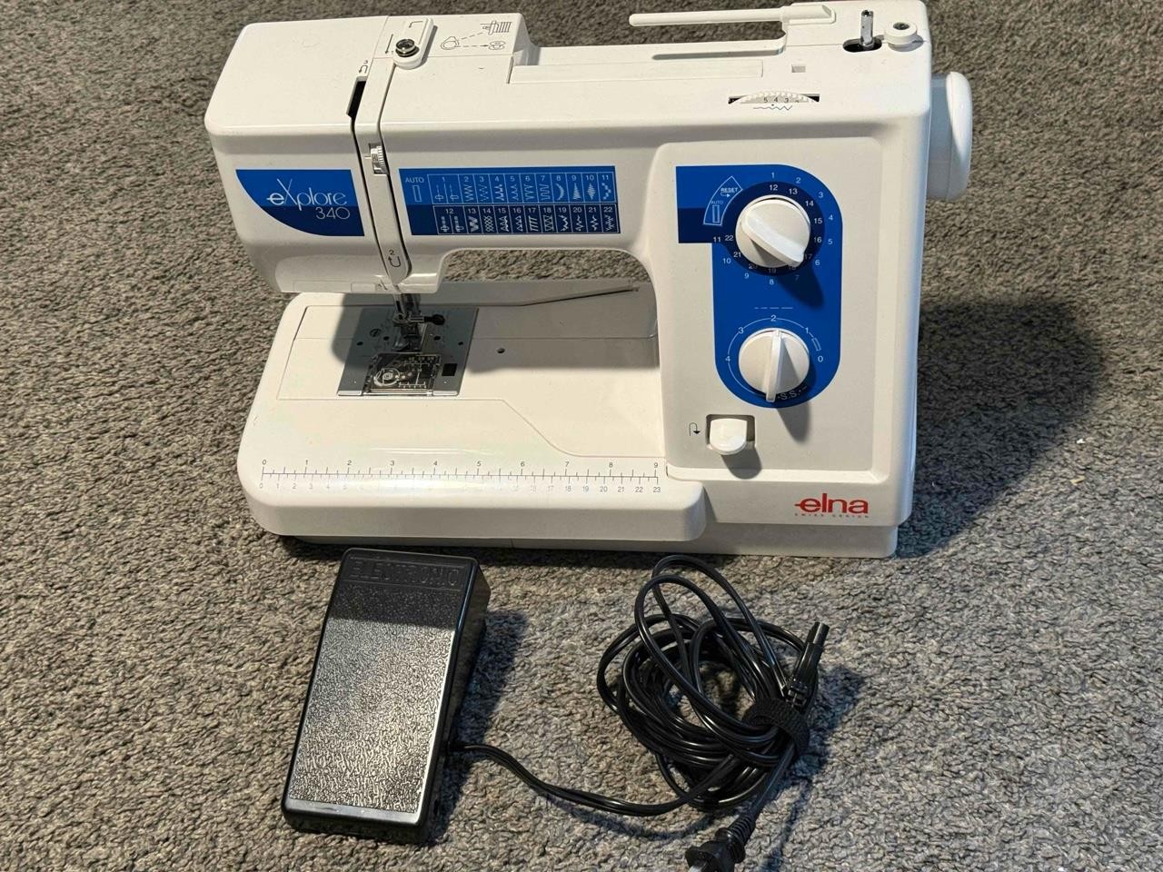 Elna Explore 340 Swiss Design Sewing Machine & Foot Pedal Type 507TLE Tested