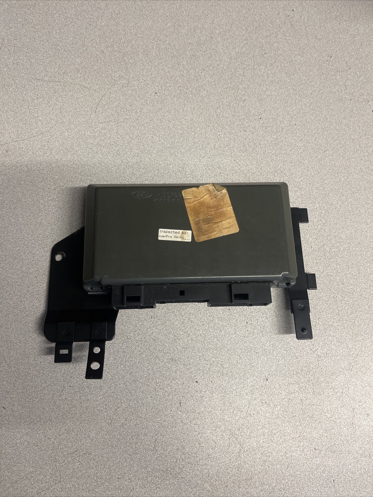 1998 - 2006 JAGUAR XJ8  XK8 XKR OEM Front Seat Control Module LNC2160AD