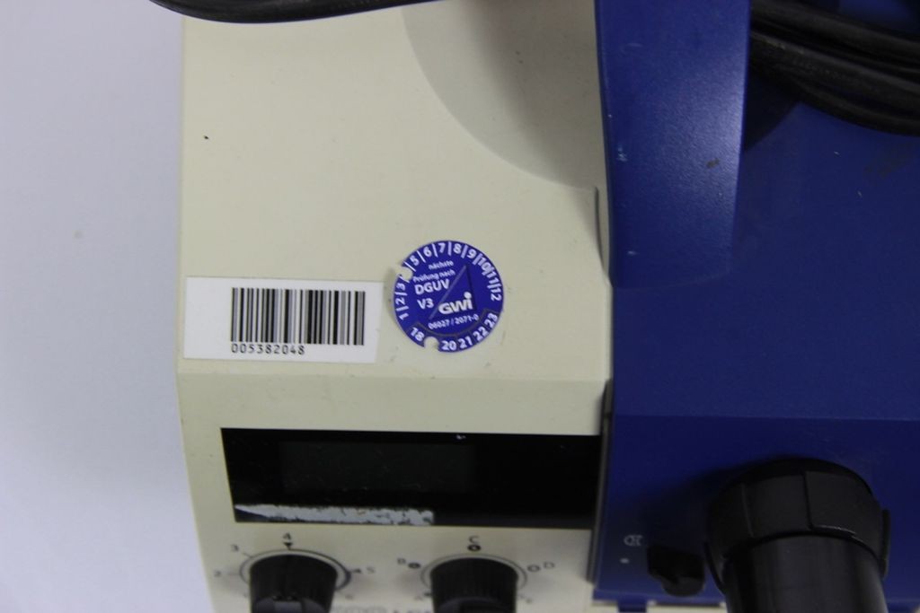 SCHOTT KL 1500 LCD Cold Light Source With 2 Light Guides 150 W
