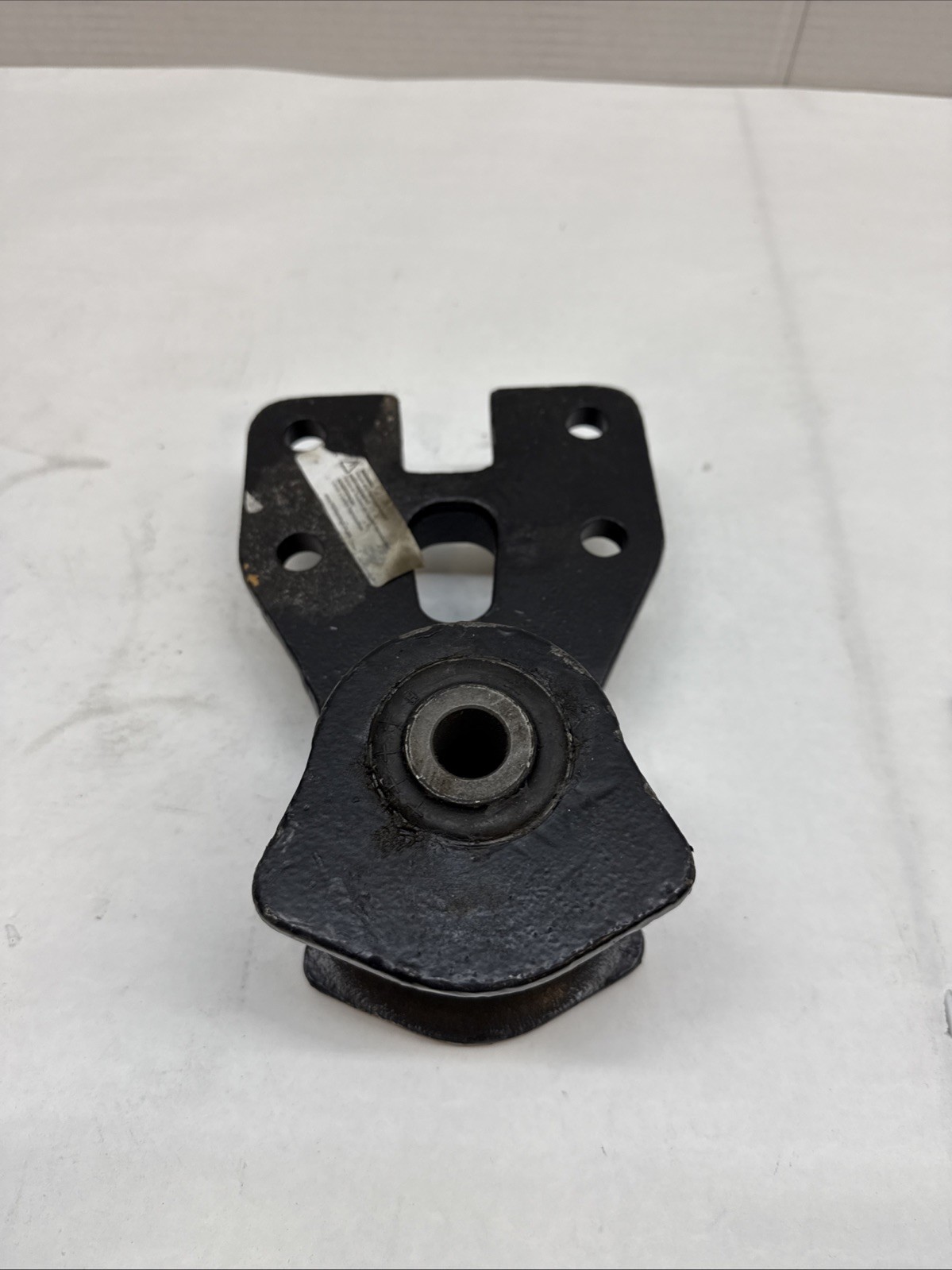 Hendrickson SHACKLE BRACKET- BUSHING ASSY 066510-001