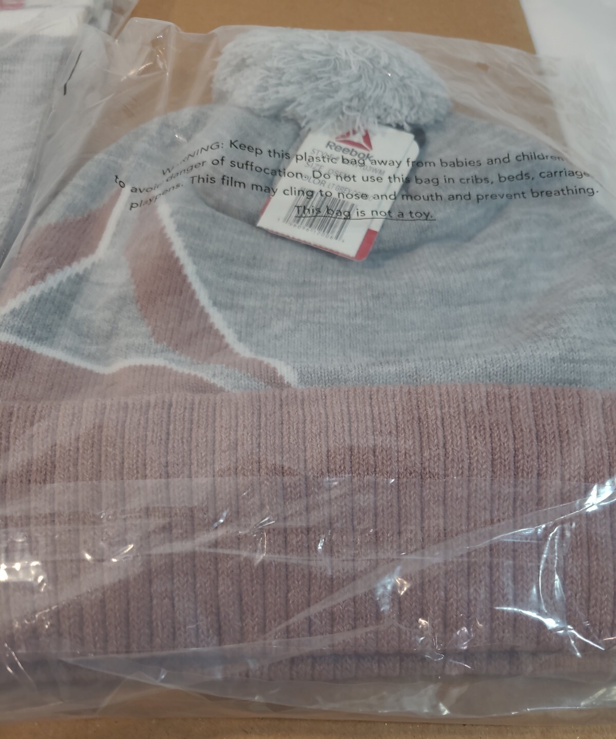 Reebok Set Rally Scarf Fringe and Beanie Fleece Lined Pompom Soft NEW with Tags
