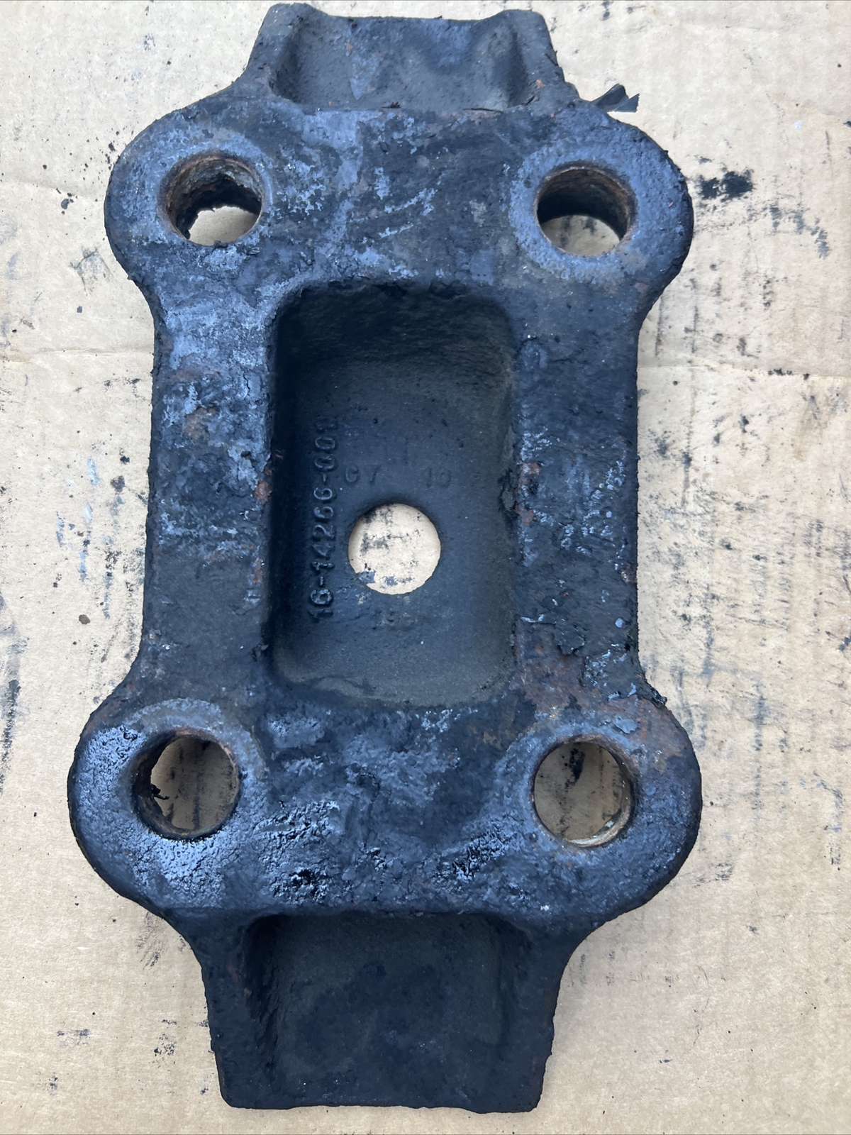 Freightliner Retainer Rear Drive Axle Lower U Bolt Plate Seat 16-14266-001 Genui