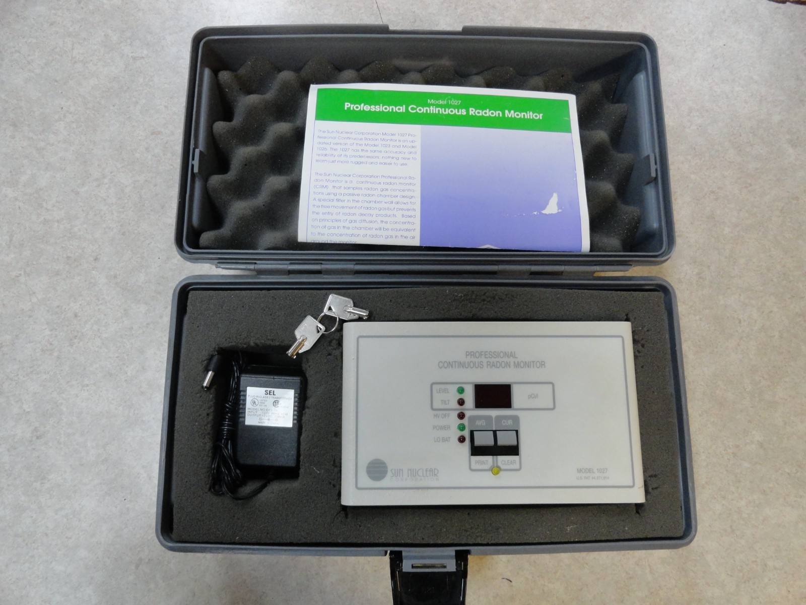 Sun Nuclear 1027 Professional Continuous Radon Monitor w/Power Supply, Case, Key