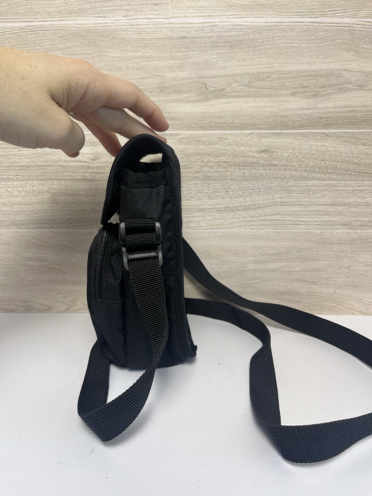 Cascade Didgital Camera Case With Adjustable Strap