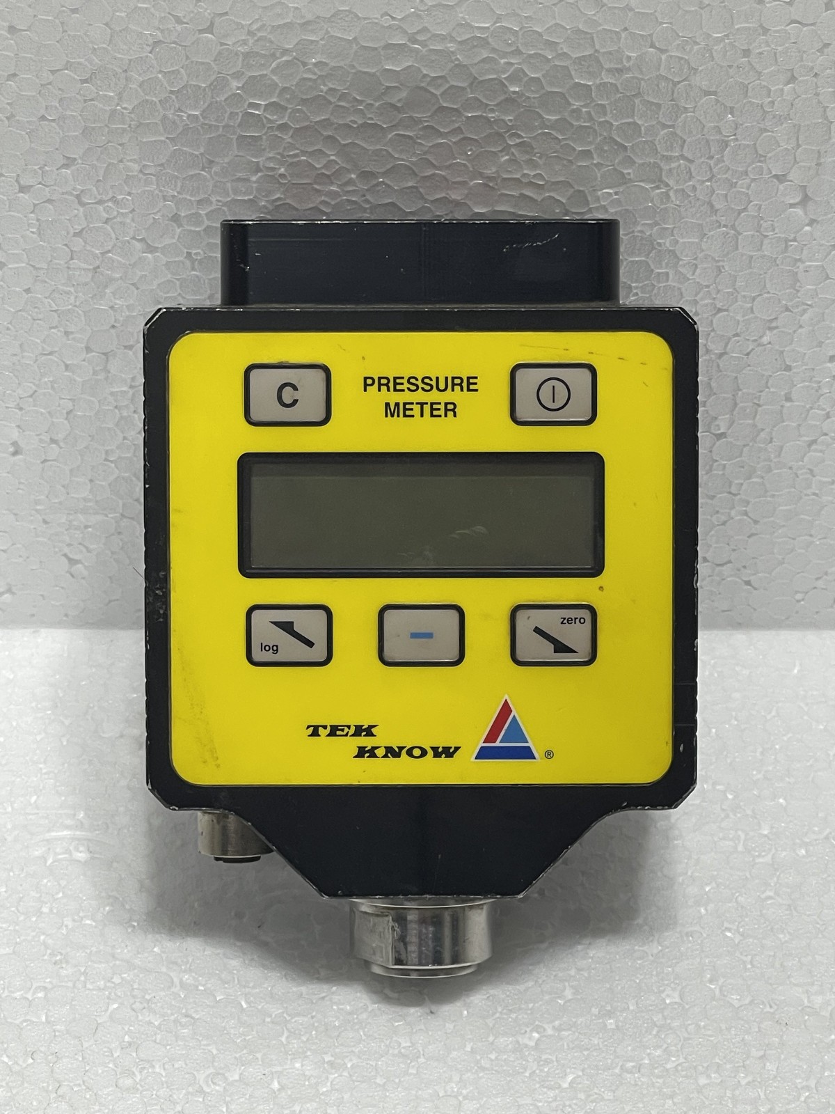 Tek Know PM305 Pressure Calibrator 700BAR (Need to Battery Replacement )