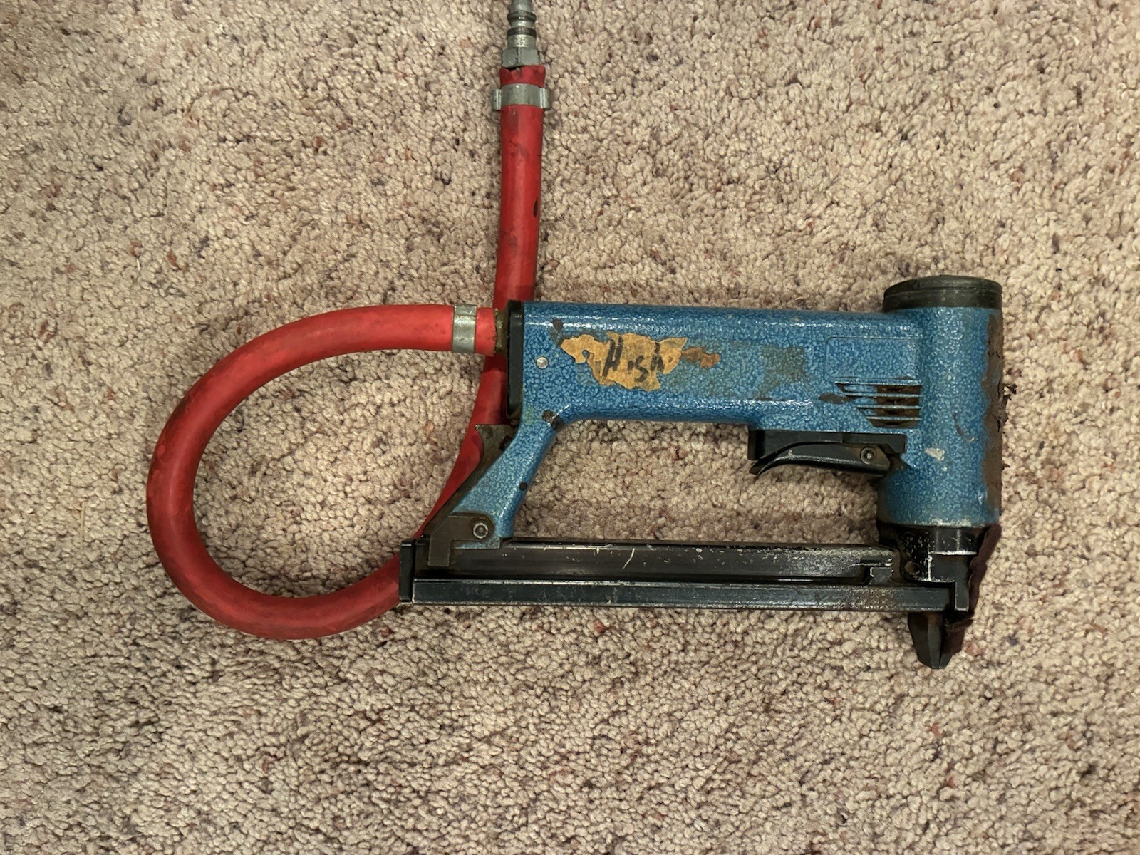 BEA 397/16-407 Pneumatic Upholstery Stapler Air Tool