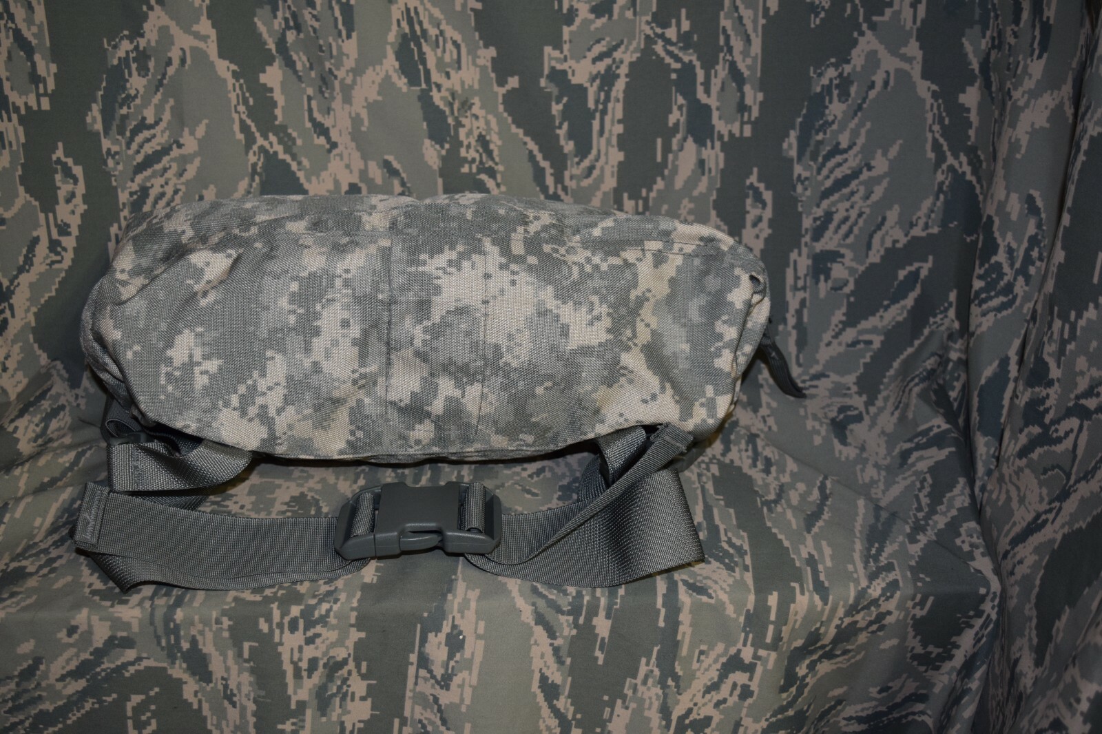 *molle 11 modular light weight load carrying equipment waist pack