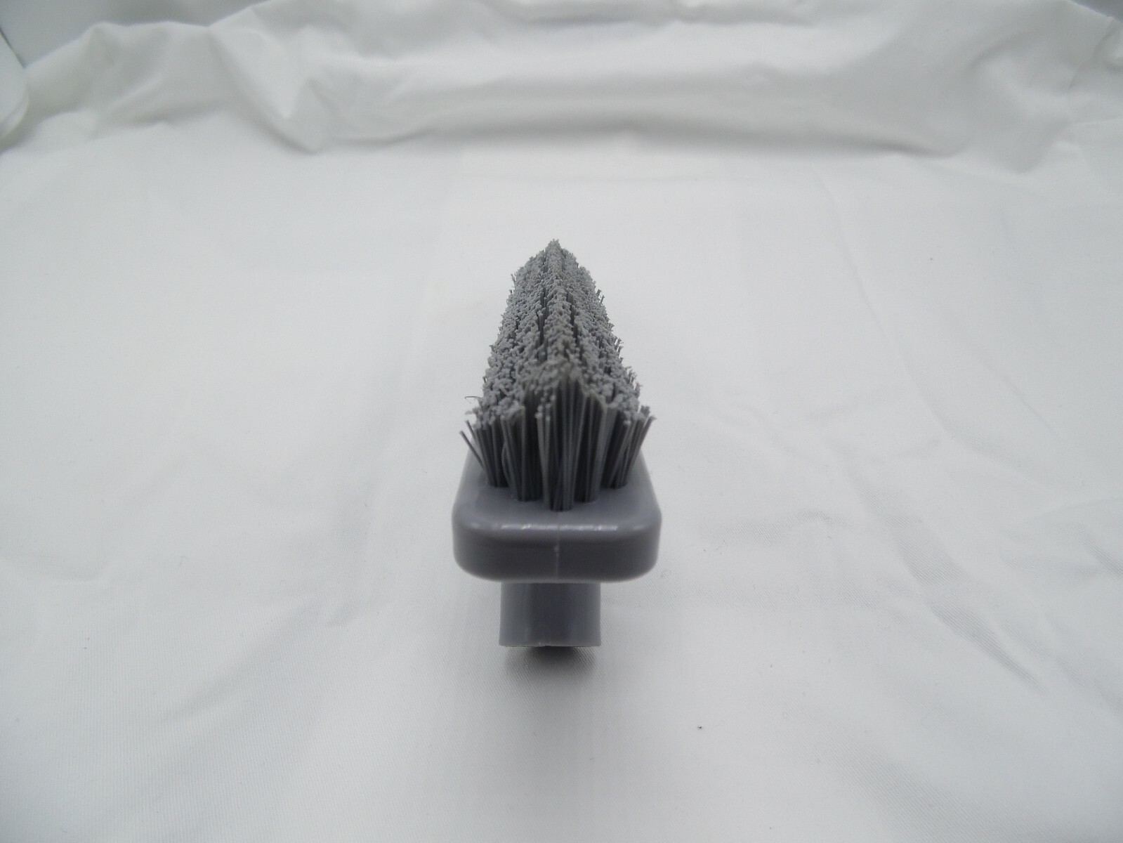 BRUSH COMMERCIAL TILE & GROUT 9" STIFF V SHAPE GRAY