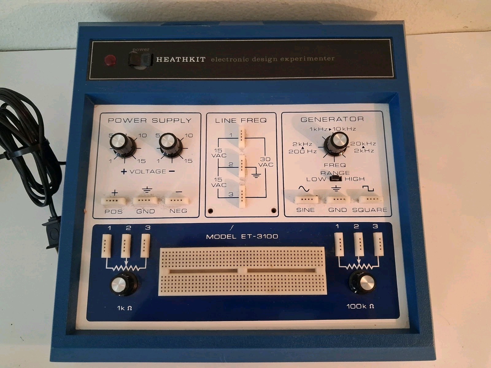 Heathkit ET-3100 Electronic Design Experimenter Trainer Console