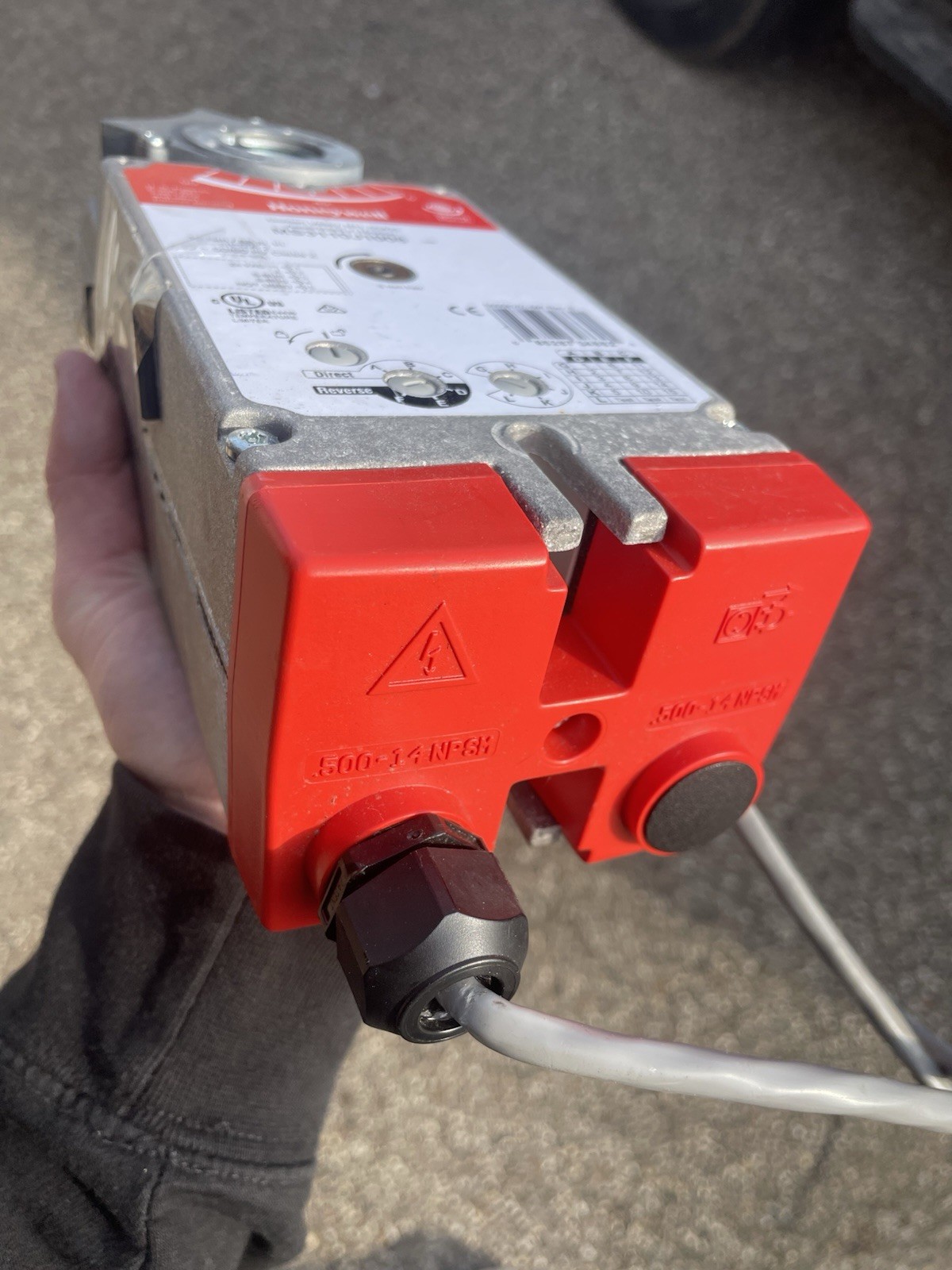 Spring Return 44 lb-in. 10 Nm Direct Coupled Actuator Model MS3110J1008