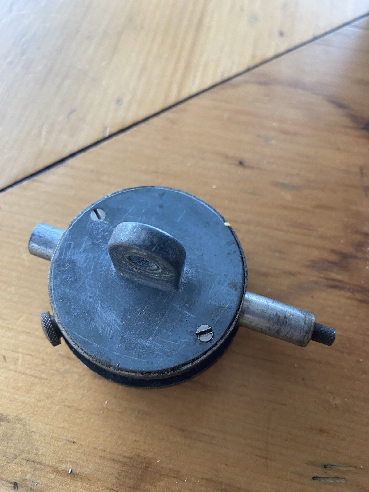 Dial indicator gauges