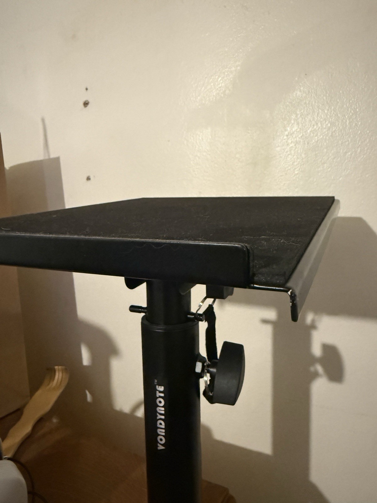 Vondynote Black Height-Adjustable Clamp-On Metal Speaker Mount