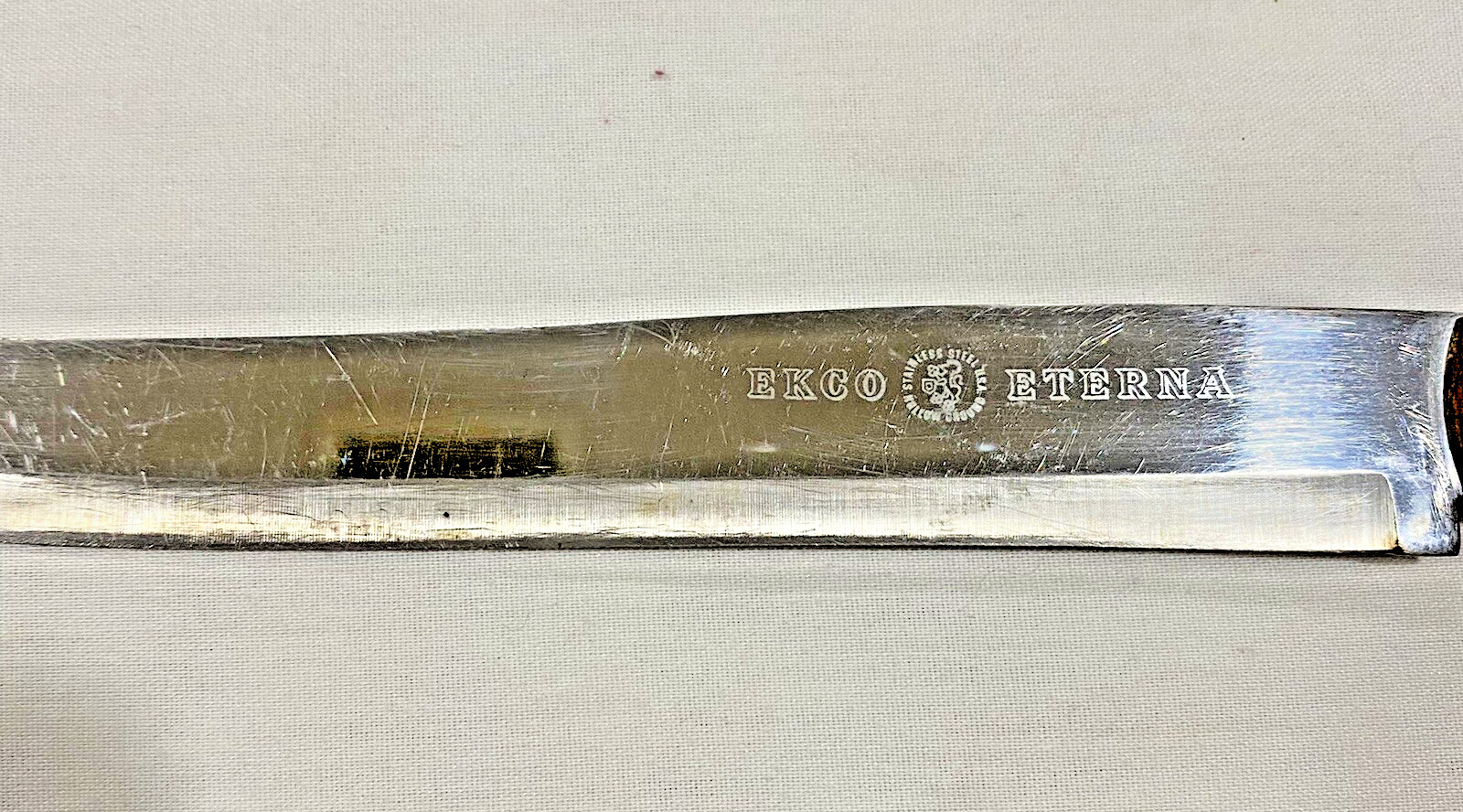 VINTAGE EKCO ETERNA 8" STAINLESS BLADE KITCHEN/SLICING KNIFE