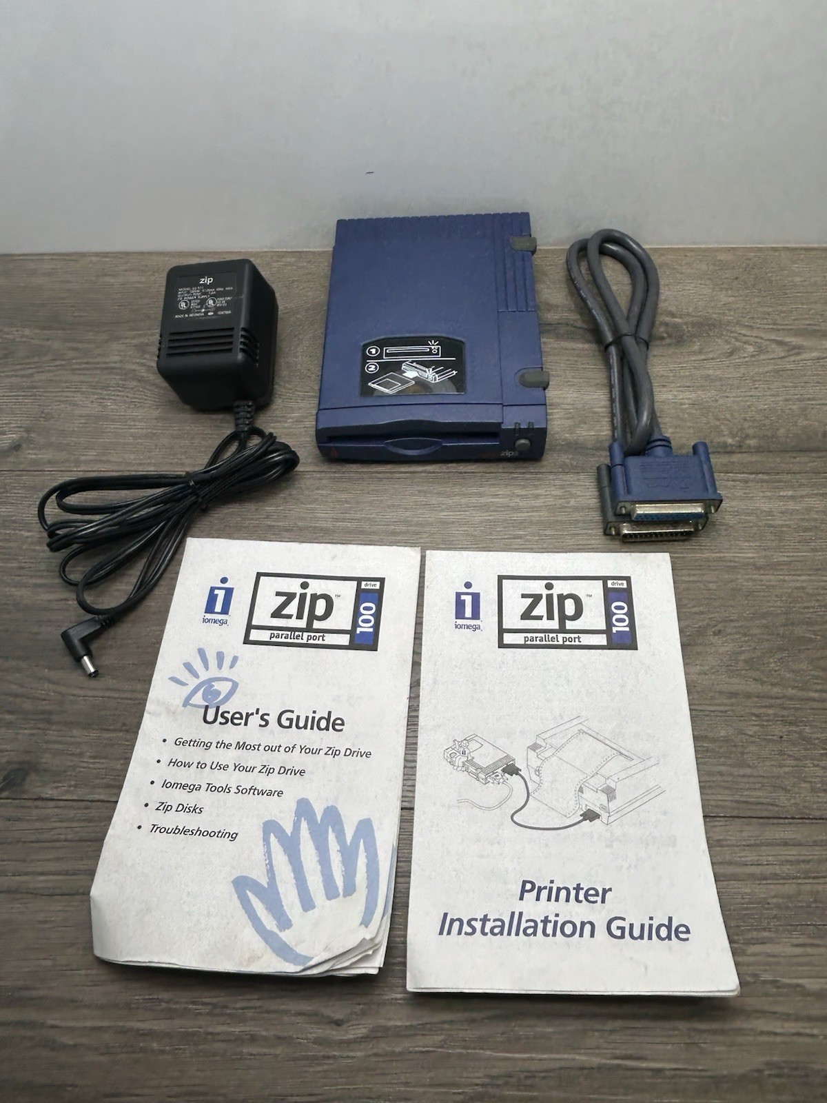 Iomega Zip 100MB External Disk Drive With Parallel Port Cables PC No Software